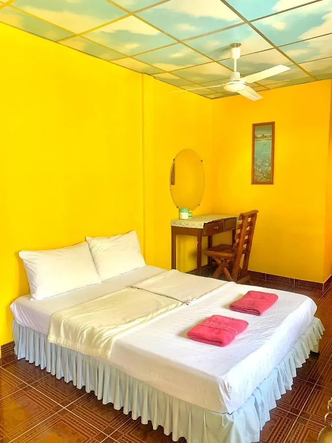 Koh Tao Tropicana Resort 2*, קו טאו